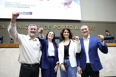 Paulo Pimenta, Juliana Brizola, Manuela D'Ávila, Edegar Pretto<!-- NICAID(16267642) -->