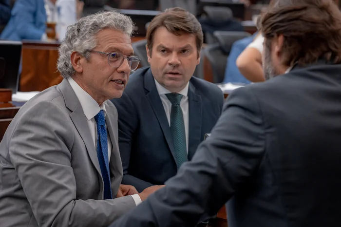 Felipe Dalla Valle / Divulgação