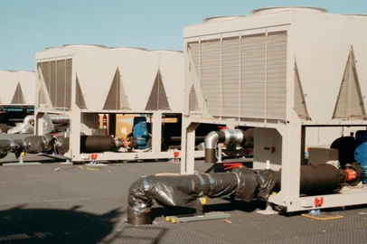 Estrutura de resfriamento do data center da Tec.to em Fortaleza<!-- NICAID(16207217) -->