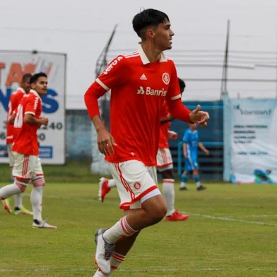 Enzo Costa, filho de Fernandão, comemora gol contra o Novo Hamburgo, pelo Gauchão Sub-20<!-- NICAID(15103486) -->