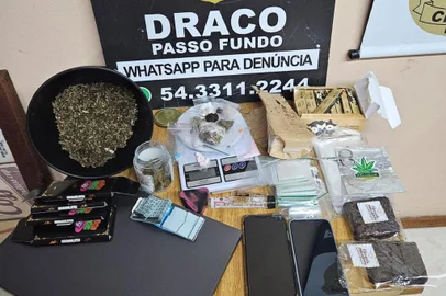 Chocolate e brownie com maconha: seis pessoas são presas por tráfico em Passo Fundo<!-- NICAID(15705830) -->
