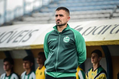 Filipe Dias. técnico do Juventude Sub-20<!-- NICAID(16265492) -->