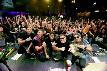 Banda Maria do Relento se apresenta no Bagé 'n' Roll<!-- NICAID(15942156) -->