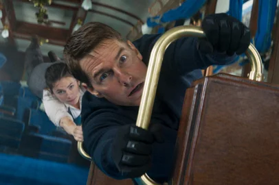 Hayley Atwell e Tom Cruise em Missão Impossível 7 (2023) (Missão: Impossível - Acerto de Contas - Parte 1).<!-- NICAID(15478407) -->