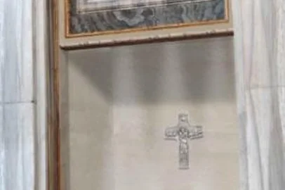Vaticano divulga foto de como ficará o túmulo do papa Francisco<!-- NICAID(16023306) -->