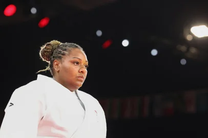Portugal's Rochele Nunes reacts after loosing to Bosnia-Herzegovina's Larisa Ceric (Blue) in the judo women's +78kg round of 16 bout of the Paris 2024 Olympic Games at the Champ-de-Mars Arena, in Paris on August 2, 2024. (Photo by Jack GUEZ / AFP)<!-- NICAID(15831704) -->