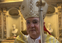 Vaticano excomunga arcebispo ultraconservador italiano por rejeitar autoridade do papa Francisco