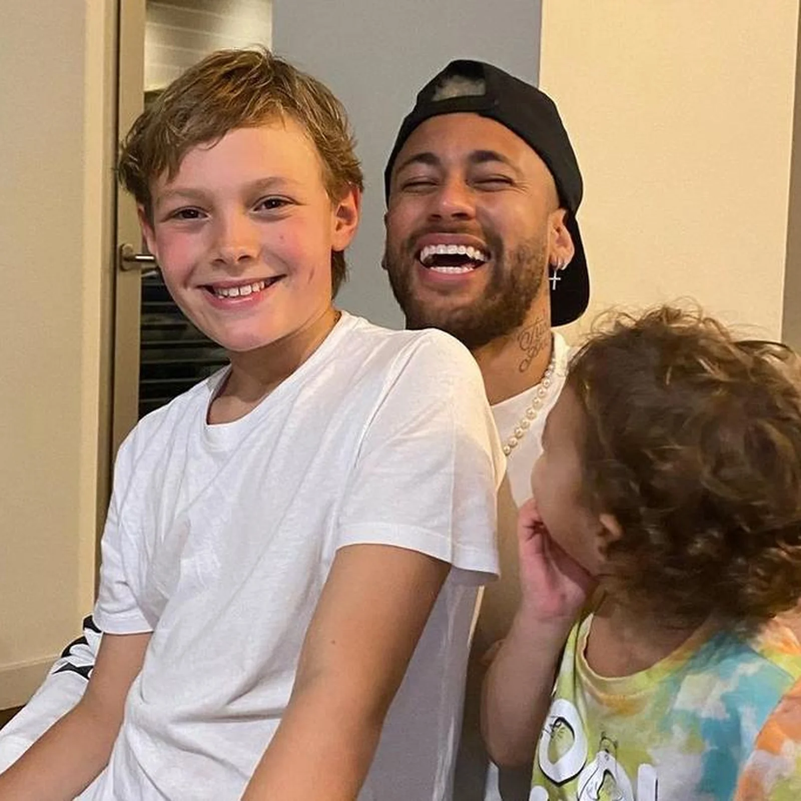 Morando em Barcelona, com inglês fluente e longe dos gramados, filho de Neymar completa 12 anos | GZH