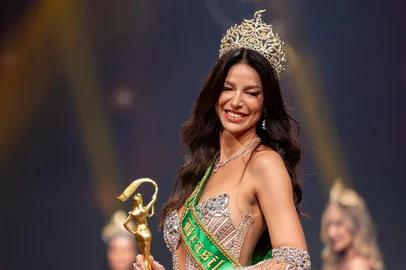 Gaúcha Talita Hartmann vence o Miss Grand Brasil 2024<!-- NICAID(15836774) -->
