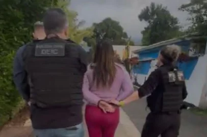 Polícia prende dupla apontada como liderança do tráfico de Porto Alegre em casa de alto padrão no RJ - Foto: Polícia Civil/Divulgação<!-- NICAID(15811030) -->