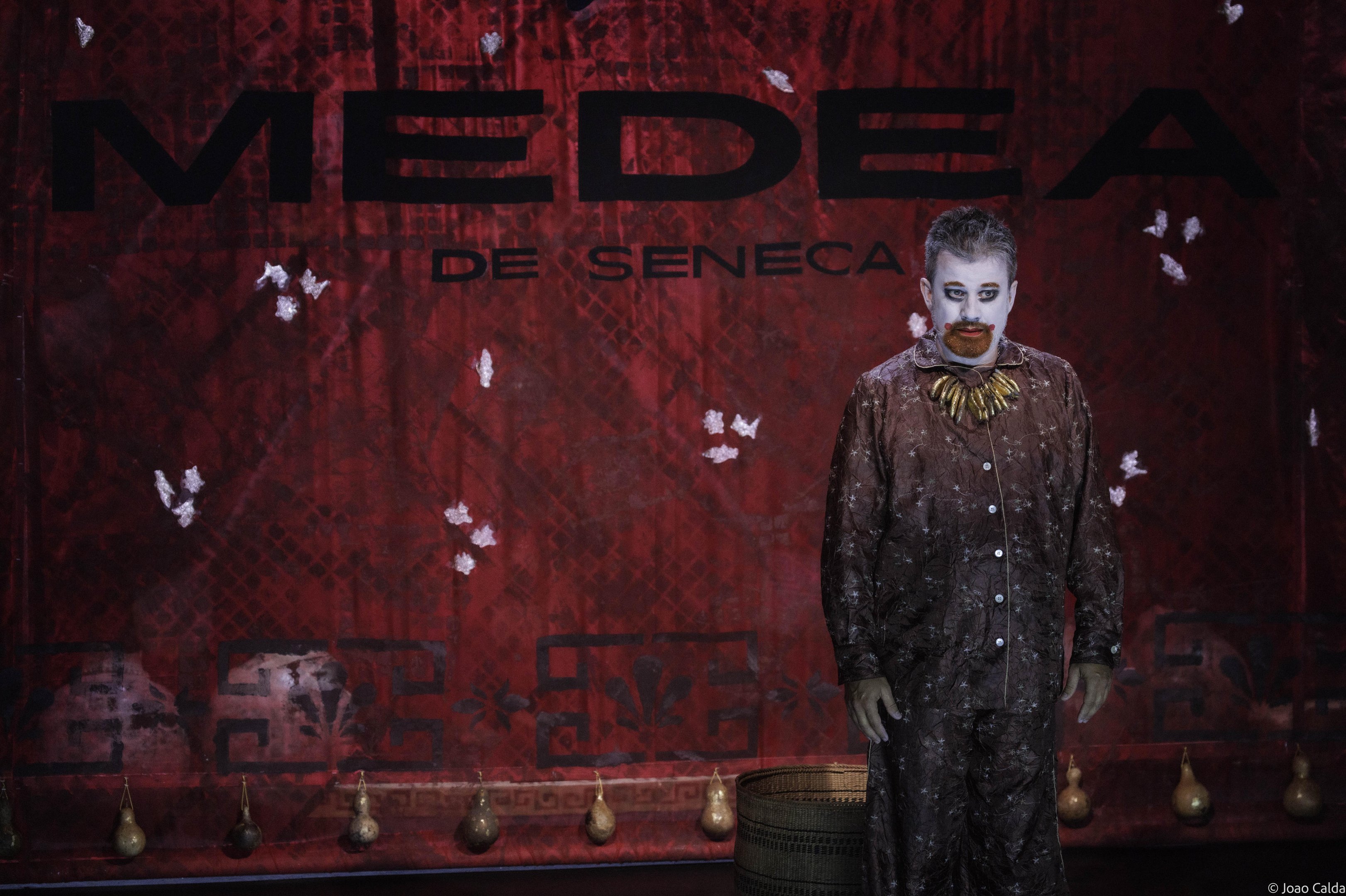 Inspirada em trag&eacute;dia grega, pe&ccedil;a do ano no Brasil chega a Porto Alegre