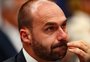 O que pode estar por trás do pedido de asilo político cogitado por Eduardo Bolsonaro 