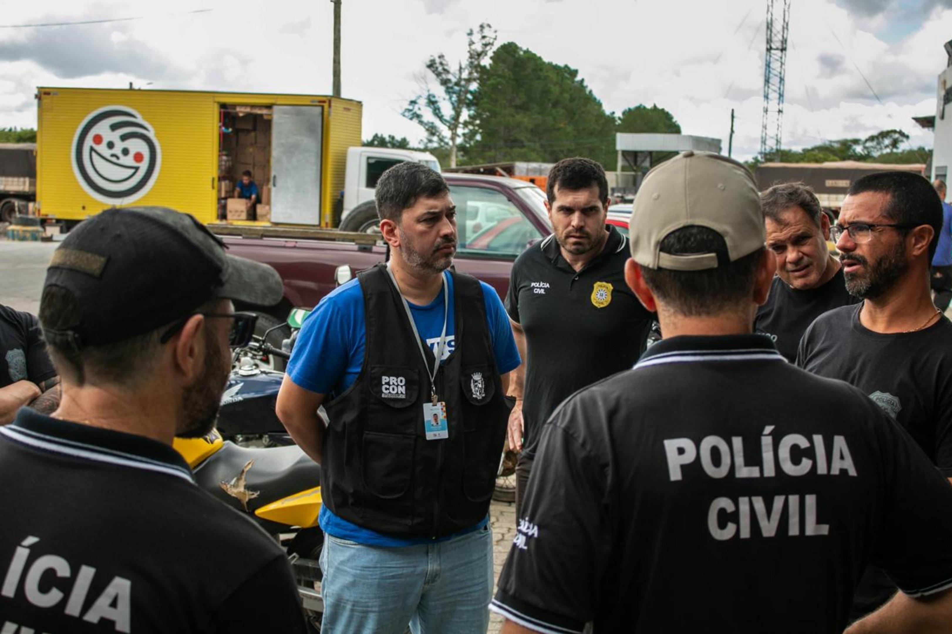 Ap&oacute;s den&uacute;ncia, Procon e Pol&iacute;cia Civil fiscalizam postos de combust&iacute;veis em Pelotas