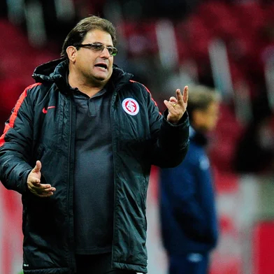 PORTO ALEGRE, RS, BRASIL - 10/06/2017 : Inter bate o Náutico e conquista 1ª vitória no Beira-Rio pela Série B. Na foto: técnico Guto Ferreira. (FOTO: BRUNO ALENCASTRO/AGÊNCIA RBS)<!-- NICAID(12965489) -->