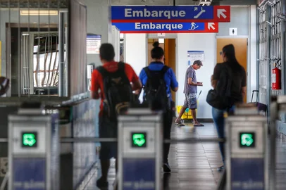 CANOAS, RS, BRASIL , 24/03/2020- Movimentação no Trensurb hoje por volta das 9 horas na Estação Mathias Velho. Foto: Lauro Alves / Agencia RBS<!-- NICAID(14459488) -->