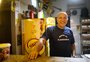 Após ter que suspender rodas de samba, bar será reaberto em novo endereço de Porto Alegre