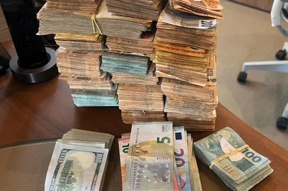 Polícia Federal / Divulgação PF sequestra e bloqueia bens de Daniel Vorcaro na segunda fase da operação compliance zero<!-- NICAID(16203831) -->