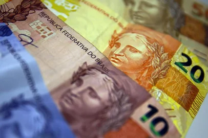 Cédulas de Real<!-- NICAID(14794860) -->