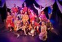 Formandos da Tem Gente Teatrando estreiam "Buraco Tropical' na Sala Valentim Lazzarotto, em Caxias
