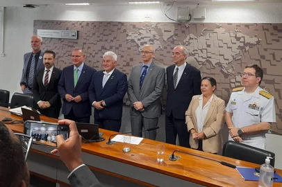Audiência Pública no Senado sobre Programa Antártico Brasileiro (PROANTAR)<!-- NICAID(16037137) -->