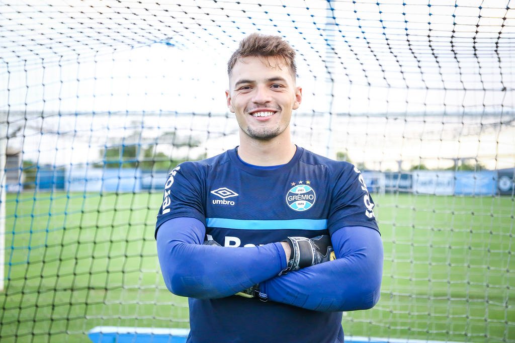 Gabriel Grando fala sobre briga pela titularidade no Grêmio 