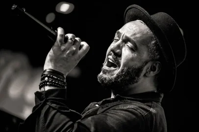 Belo, 47 anos, é um cantor de pagode brasileiro.<!-- NICAID(15009325) -->
