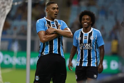 Porto Alegre, RS, Brasil — Campeonato Gaúcho 2026.Grêmio e São Luiz se enfrentam na Arena do Grêmio, em Porto Alegre, em partida válida por mais uma rodada do Gauchão 2026Indexador: jeff botega<!-- NICAID(16206118) -->