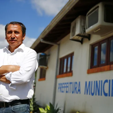 ARROIO DO SAL, RS, BRASIL, 20-09-2016: Luciano Pinto da Silva, prefeito da cidade de Arroio do Sal. Fotos para matéria sobre a dura vida de prefeitos do interior do estado (FOTO FÉLIX ZUCCO/AGÊNCIA RBS, Caderno DOC).<!-- NICAID(12474934) -->