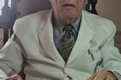Morre Gilberto Tubino da Silva, referência da cirurgia vascular no RS, aos 89 anos<!-- NICAID(16265387) -->