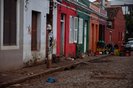 PORTO ALEGRE, RS, BRASIL, 18.05.2024: como ficou a Travessa dos Venezianos, no bairro Cidade Baixa, após alagamento. Foto: Camila Hermes/Agencia RBS<!-- NICAID(15768128) -->