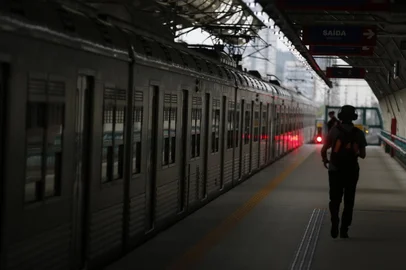 NOVO HAMBURGO - BRASI - Blitz na Trensurb, condições das estruturias nas estações da Trensurb. Local da foto: FENAC(FOTOS: LAURO ALVES/AGENCIARBS)<!-- NICAID(15273273) -->