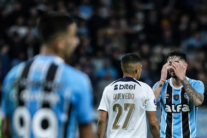PORTO ALEGRE, RS, BRASIL, 23-07-2025: Grêmio  x Alianza Lima válido pelas playoffs da Copa Sul-americana. O tricolor vai buscar o placar negativo contra os peruanos. Foto: Duda Fortes / Agência RBS<!-- NICAID(16086804) -->