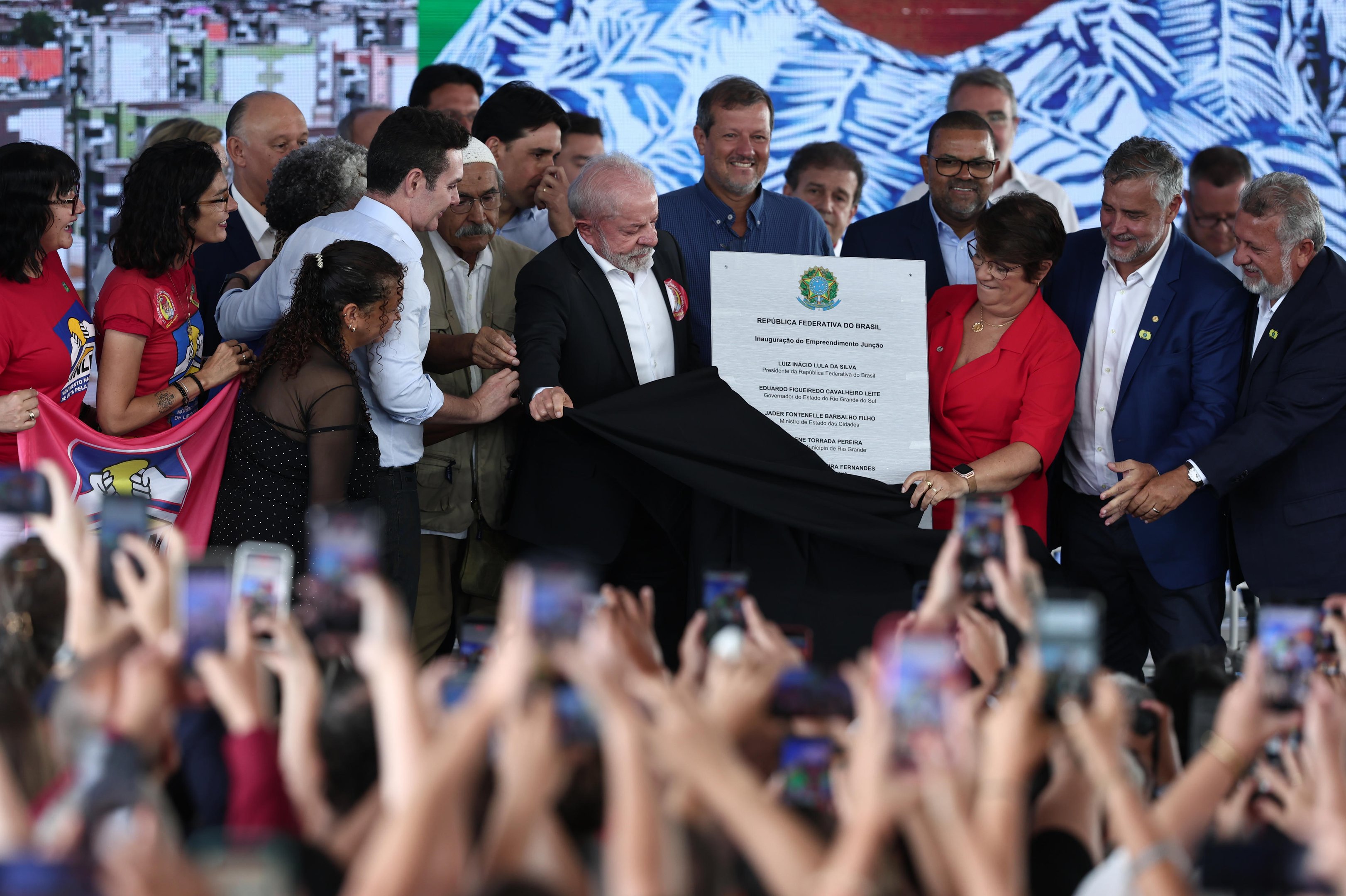 Em Rio Grande, Lula diz que Trump quer "governar o mundo" pelas redes sociais