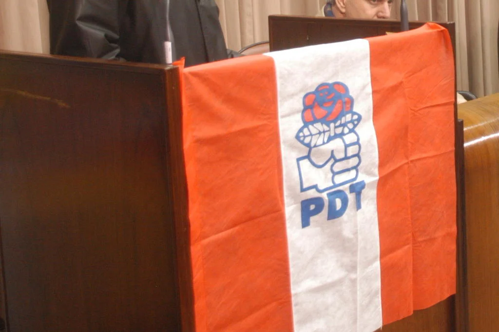 PDT de Pelotas protesta contra adesão do partido ao governo Leite | GZH