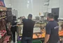 Mais de 600 quilos de alimentos impróprios para consumo são apreendidos em supermercados no norte do RS