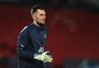 Goleiro do PSG tem casa assaltada e esposa é agredida