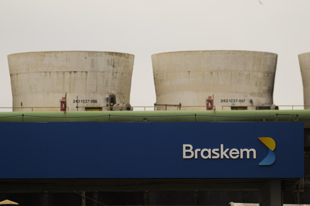 Com preju&iacute;zo de R$ 10,3 bilh&otilde;es, Braskem tem "incerteza significativa sobre continuidade operacional"