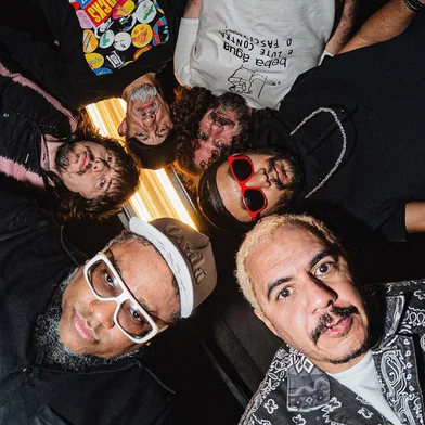 Marcelo D2, BNegão, Formigão, Pedro Garcia e Nobru, a formação atual do Planet Hemp<!-- NICAID(15651869) -->