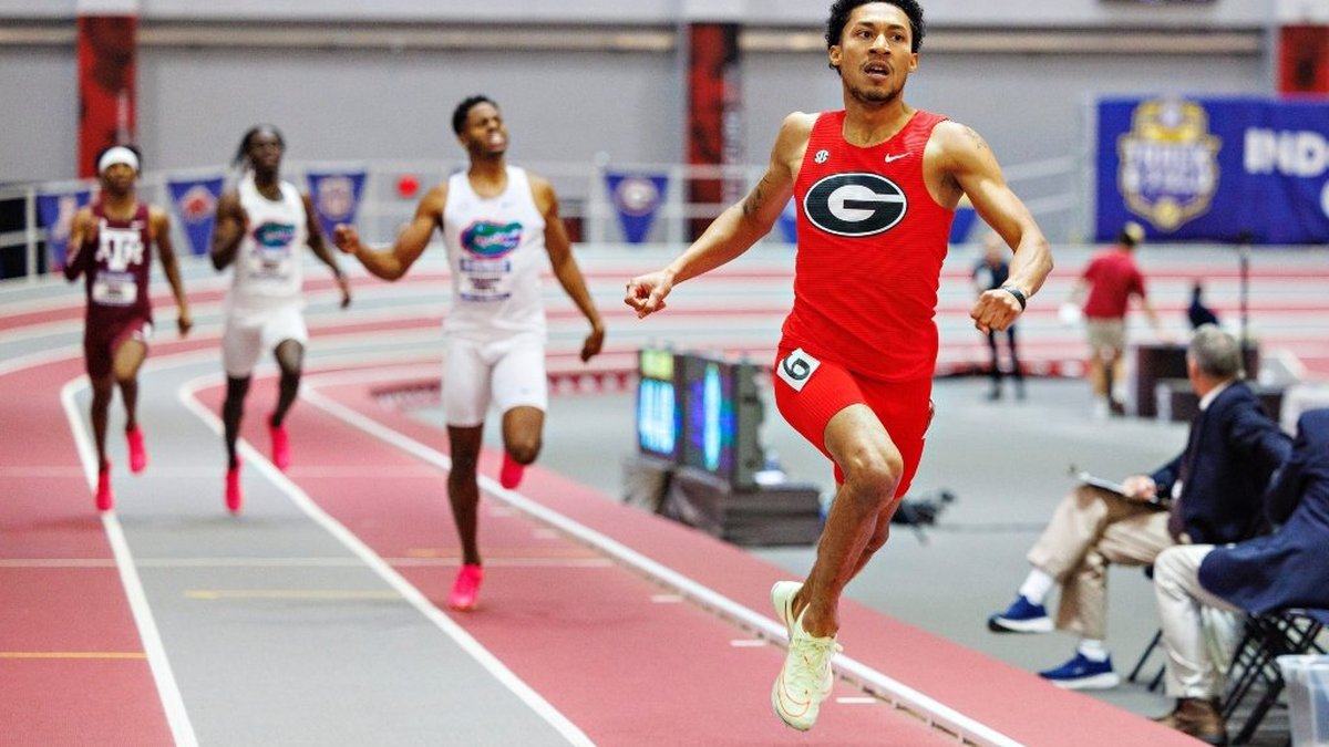 Canadense de 19 anos bate recorde mundial indoor dos 400 m rasos | GZH