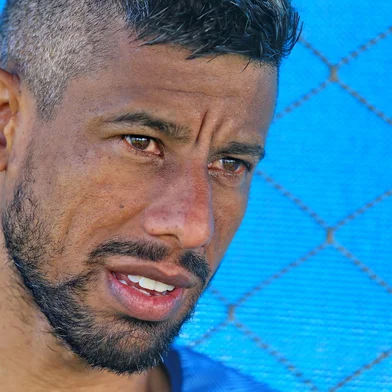 Porto Alegre RS .Lateral-direito do grêmio Léo Moura  entrevistadono CT para a superedição de fim de semana. Foto Júlio Cordeiro ag. RBS 21/09/2018<!-- NICAID(13750573) -->