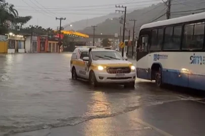 Chuva provoca novos alagamentos em Florianópolis<!-- NICAID(15955436) -->