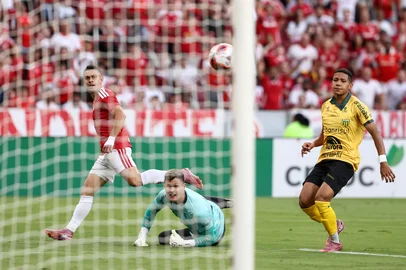 PORTO ALEGRE, RS, BRASIL, 21-02-2026: Internacional x Ypiranga, partida de volta pela semifinal do Gauchão 2026, no Estádio Beira-Rio. No jogo de ida, o Inter venceu por 3 a 0 e chega com ampla vantagem para confirmar a vaga na final do Campeonato Gaúcho. Foto: Bruno Todeschini/Agência RBS<!-- NICAID(16230184) -->