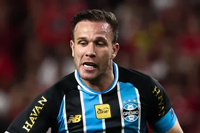 PORTO ALEGRE, RS, BRASIL, 11-04-2026: Clássico GreNal nº452 no estádio Beira-Rio. Inter e Grêmio se enfrentam pelo Campeonato Brasileiro Série A 2026. Foto: Jonathan Heckler/Agência RBS<!-- NICAID(16264099) -->