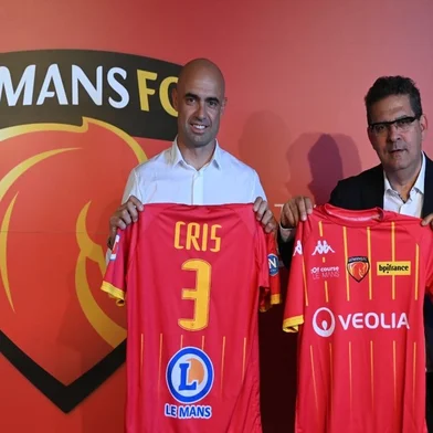 Cris, LE Mans