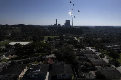 Candiota, RS, Brasil - Usina Termelétrica de Candiota (RS): Vista  Geral do complexo energético visto da cidade.<!-- NICAID(15478340) -->