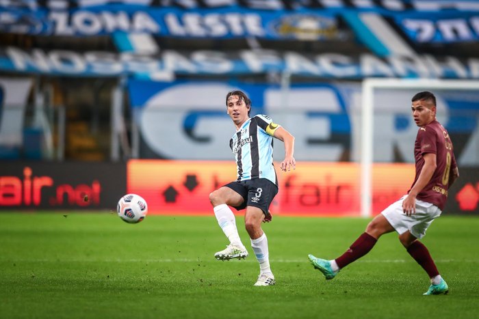 Com retorno de Geromel, Grêmio está escalado para enfrentar o Palmeiras