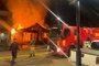Um incêndio destruiu um estabelecimento comercial na área central de Marau, na madrugada desta quinta-feira (22)<!-- NICAID(15686426) -->