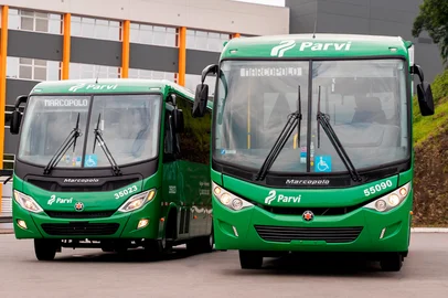 Uma das principais operadoras de transporte das regiões Norte e Nordeste do Brasil, a Parvi Transportes/RCR, comprou 212 novos veículos Marcopolo para renovar a frota. São os modelos rodoviários Paradiso 1800 Double Decker e Ideale 800, e micro-ônibus Senior na versão fretamento.<!-- NICAID(16000840) -->