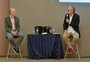Como foi o encontro entre dois escritores para falar sobre a importância da saúde mental para a felicidade, em Caxias