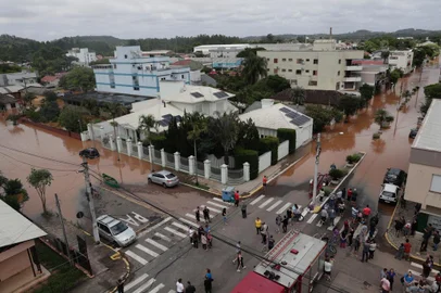 São Sebastião do Caí, RS, Brasil, 19-11-2023: Cheia em São Sebastião do Caí deixa 315 pessoas desabrigadas. Foto: Mateus Bruxel / Agência RBS<!-- NICAID(15601725) -->